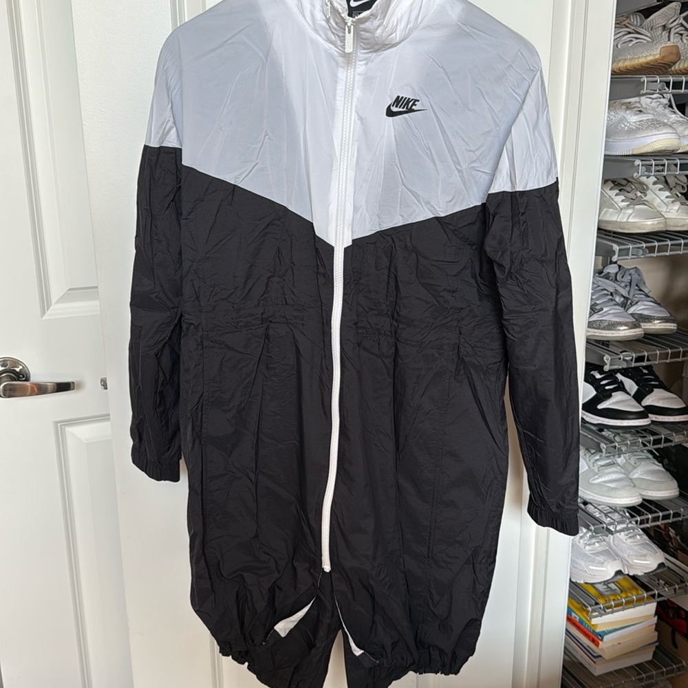 Long Nike Wind Breaker